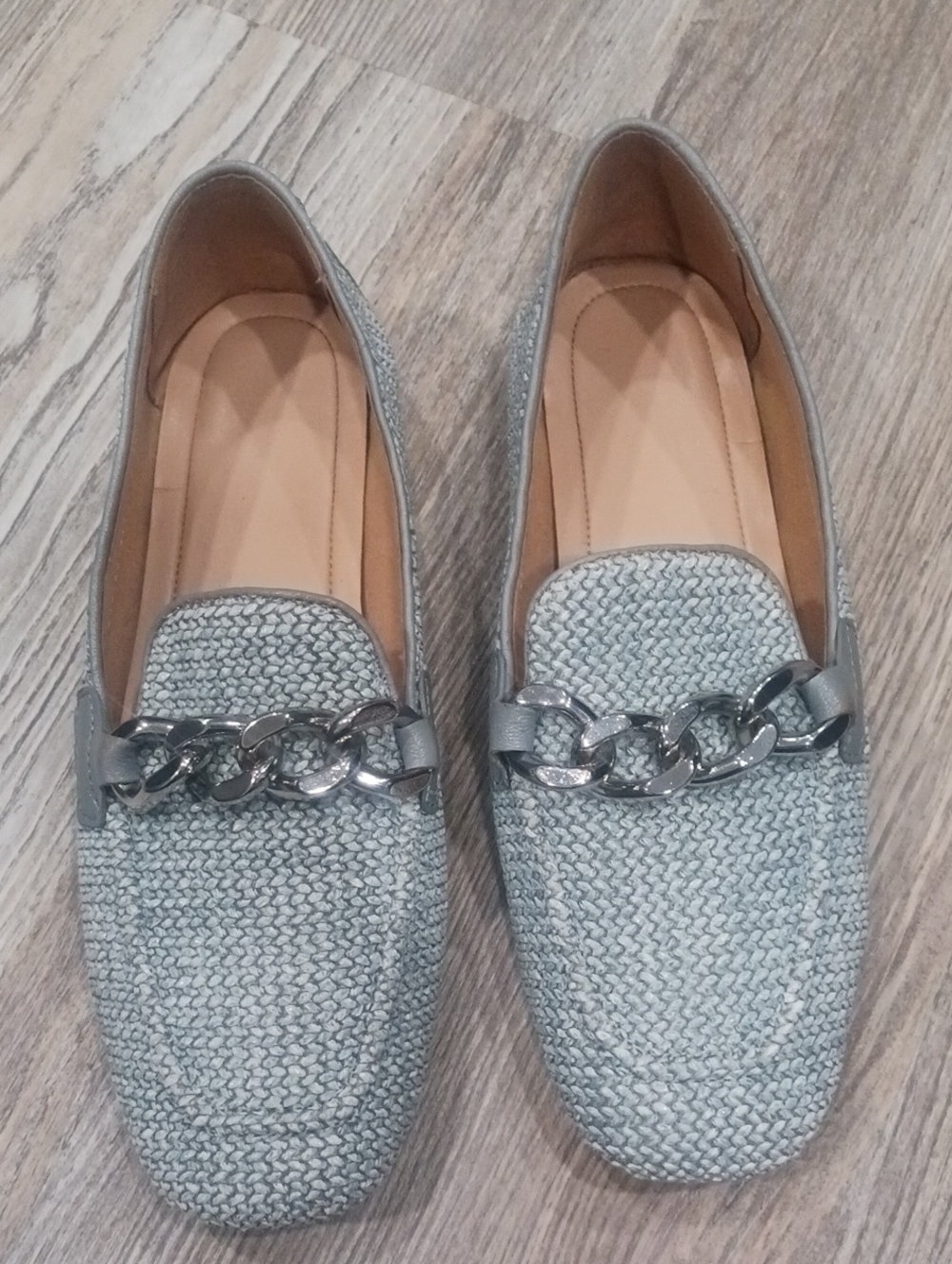 Donald Pliner Women's Bethany Metallic Silver Chain-Accent Slip-on Loafers